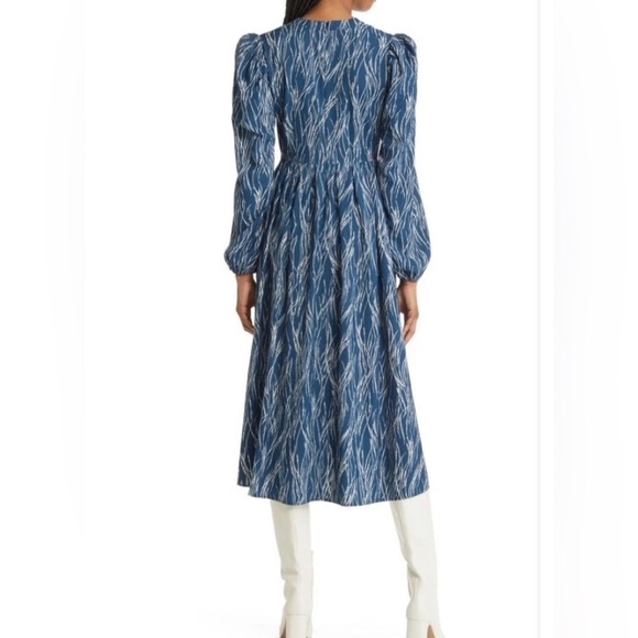 Chelsea28 Nordstrom Celeste Stripe Blue-Ivory Midi Dress V-neck , size M - Picture 11 of 11